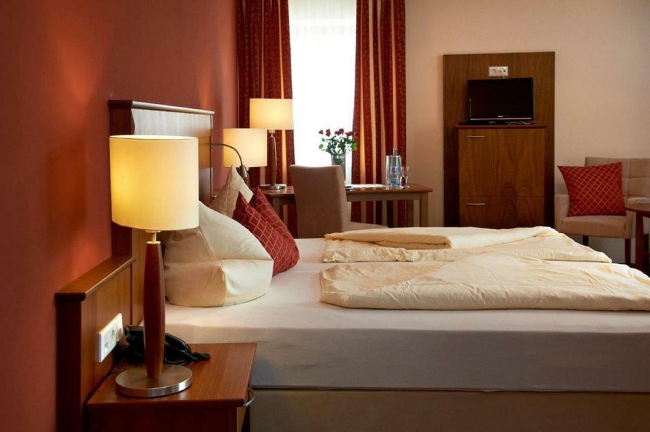 Hotelgasthof Zur Sonne Bad Gögging Zewnętrze zdjęcie